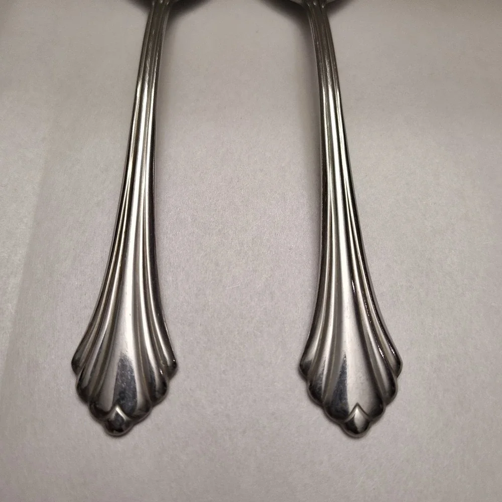 Oneida Bancroft Stainless Spoons Lot Of 2
